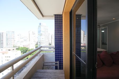 Varanda de kitnet/studio para alugar com 1 quarto, 35m² em Vila Uberabinha, São Paulo
