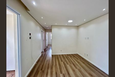 Apartamento para alugar com 73m², 3 quartos e 1 vagaSala