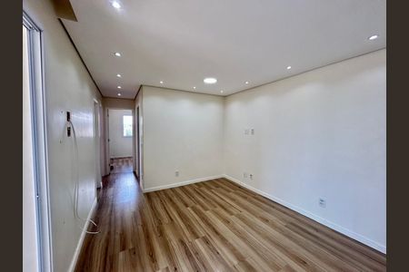 Apartamento para alugar com 73m², 3 quartos e 1 vagaSala