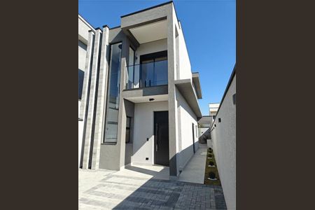 Casa à venda com 135m², 3 quartos e 2 vagas