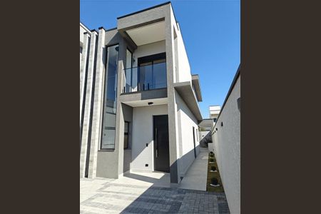 Casa à venda com 135m², 3 quartos e 2 vagas