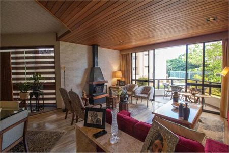Apartamento à venda com 165m², 3 quartos e 3 vagas