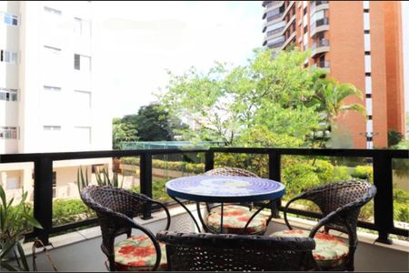 Apartamento à venda com 165m², 3 quartos e 3 vagas
