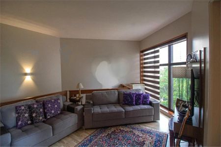 Apartamento à venda com 165m², 3 quartos e 3 vagas