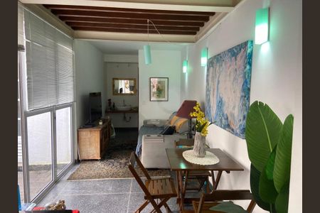 Casa à venda com 2 quartos, 125m² em Chácara Santo Antônio (Zona Sul), São Paulo