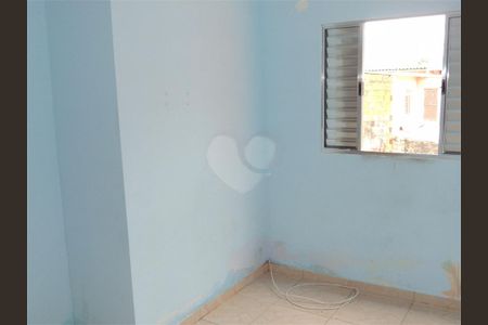 Casa à venda com 100m², 2 quartos e 2 vagas