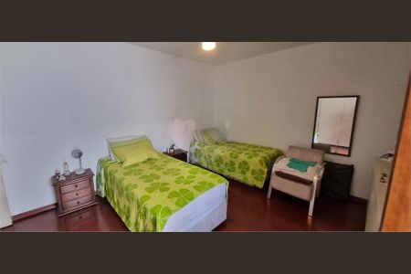 Casa de condomínio à venda com 143m², 3 quartos e 3 vagas