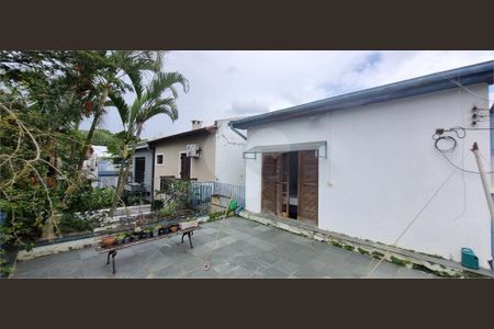 Casa de condomínio à venda com 143m², 3 quartos e 3 vagas