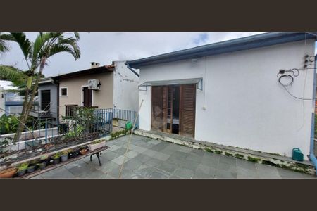 Casa de condomínio à venda com 143m², 3 quartos e 3 vagas