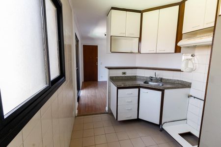 Apartamento à venda com 58m², 2 quartos e 1 vagaCozinha - Armários