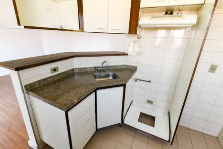 Apartamento à venda com 58m², 2 quartos e 1 vagaCozinha - Armários
