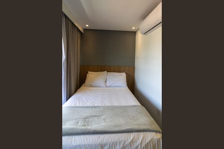 Quarto de kitnet/studio à venda com 1 quarto, 25m² em Jardim das Acacias, São Paulo