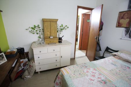 Apartamento para alugar com 120m², 3 quartos e 1 vagaQuarto 2