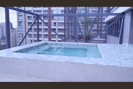 Studio para alugar com 26m², 1 quarto e sem vagaPiscina