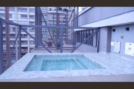 Studio para alugar com 26m², 1 quarto e sem vagaPiscina