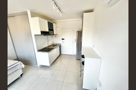 Studio para alugar com 26m², 1 quarto e sem vaga Studio para alugar com 26m², 1 quarto e sem vagaSala/Cozinha