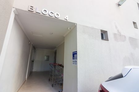 Apartamento para alugar com 69m², 3 quartos e 1 vagaFachada