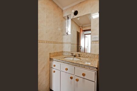 Apartamento para alugar com 90m², 3 quartos e 1 vaga Apartamento para alugar com 90m², 3 quartos e 1 vagaBanheiro