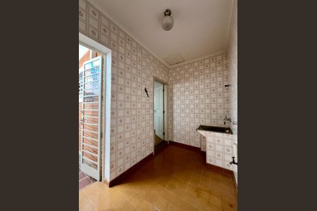 Casa à venda com 253m², 4 quartos e 6 vagasÁrea de Serviço