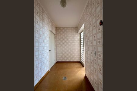 Casa à venda com 253m², 4 quartos e 6 vagasÁrea de Serviço