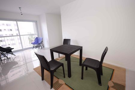 Sala de apartamento para alugar com 3 quartos, 80m² em Setor Bueno, Goiânia