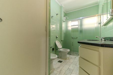 Apartamento para alugar com 220m², 4 quartos e 2 vagasBanheiro 1
