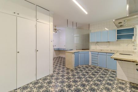 Apartamento para alugar com 220m², 4 quartos e 2 vagasCozinha