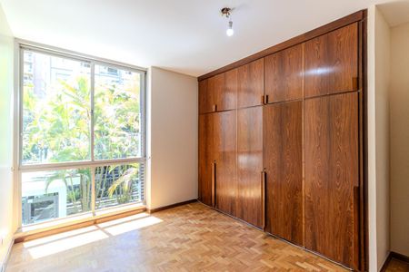 Quarto 1 de apartamento para alugar com 4 quartos, 220m² em Santa Cecilia, São Paulo