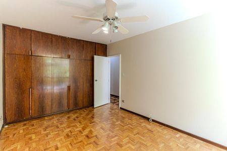 Apartamento para alugar com 220m², 4 quartos e 2 vagasQuarto 2