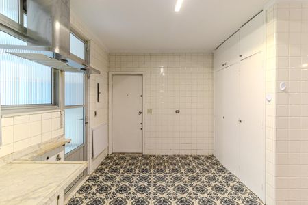 Apartamento para alugar com 220m², 4 quartos e 2 vagasCozinha