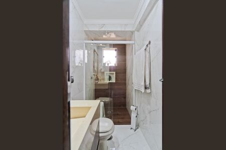 Apartamento à venda com 106m², 2 quartos e 2 vagas Apartamento à venda com 106m², 2 quartos e 2 vagasBanheiro