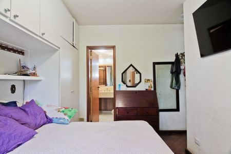 Apartamento à venda com 106m², 2 quartos e 2 vagas Apartamento à venda com 106m², 2 quartos e 2 vagasSuíte