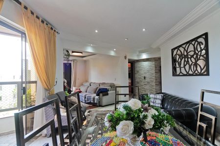 Apartamento à venda com 106m², 2 quartos e 2 vagas Apartamento à venda com 106m², 2 quartos e 2 vagasSala