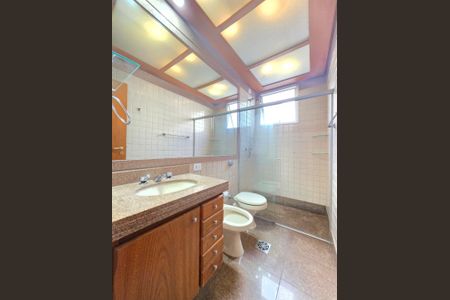 Apartamento à venda com 137m², 4 quartos e 2 vagasBanheiro Social 