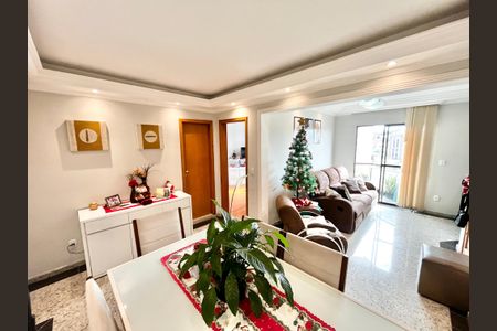 Apartamento à venda com 85m², 2 quartos e 2 vagasSala
