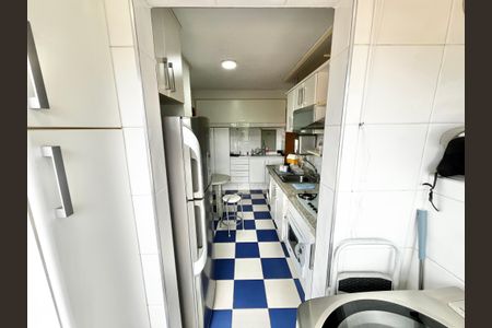 Apartamento à venda com 85m², 2 quartos e 2 vagasCozinha e Área de Serviço