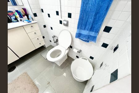 Apartamento à venda com 85m², 2 quartos e 2 vagasBanheiro da Suíte 2