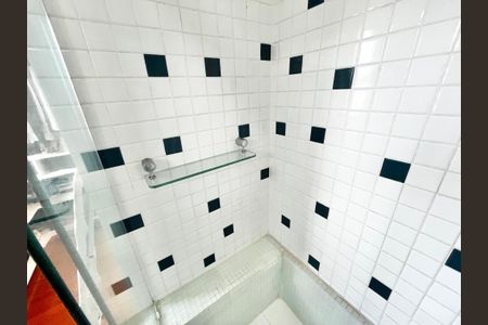 Apartamento à venda com 85m², 2 quartos e 2 vagasBanheiro da Suíte 2