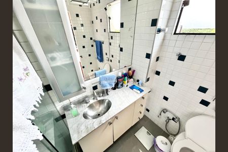 Apartamento à venda com 85m², 2 quartos e 2 vagasBanheiro da Suíte 2