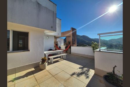 Apartamento para alugar com 149m², 3 quartos e 1 vaga Apartamento para alugar com 149m², 3 quartos e 1 vagaTerraço