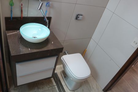 Apartamento à venda com 181m², 4 quartos e 3 vagasBanheiro