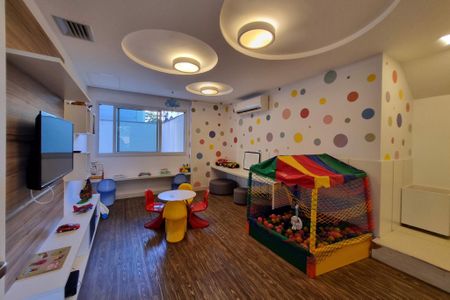 Apartamento à venda com 100m², 3 quartos e 2 vagas Apartamento à venda com 100m², 3 quartos e 2 vagasBrinquedoteca