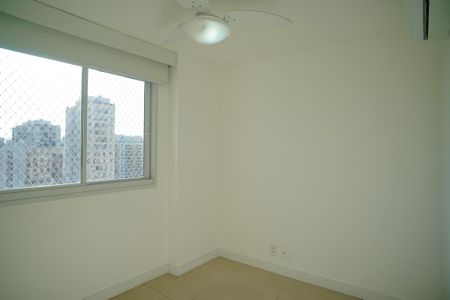 Apartamento à venda com 100m², 3 quartos e 2 vagas Apartamento à venda com 100m², 3 quartos e 2 vagasQuarto 2