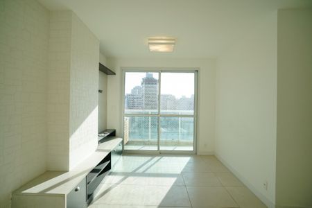 Apartamento à venda com 100m², 3 quartos e 2 vagas Apartamento à venda com 100m², 3 quartos e 2 vagasSala