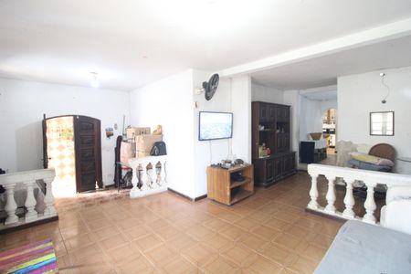 Casa à venda com 4 quartos, 350m² em Vila Sao Pedro, São Paulo