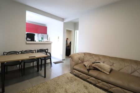Sala de apartamento para alugar com 2 quartos, 50m² em Shopping Park, Uberlândia