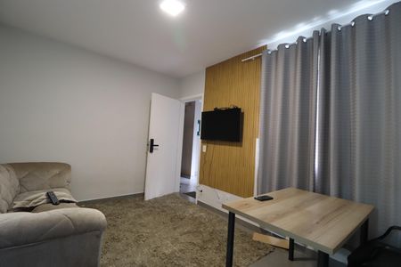 Sala de apartamento para alugar com 2 quartos, 50m² em Shopping Park, Uberlândia