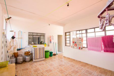 Casa à venda com 312m², 3 quartos e 4 vagas Casa à venda com 312m², 3 quartos e 4 vagasÁrea de serviço