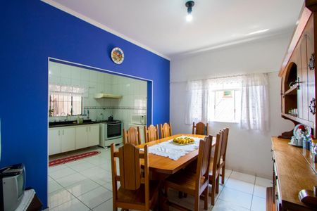 Casa à venda com 312m², 3 quartos e 4 vagas Casa à venda com 312m², 3 quartos e 4 vagasCopa