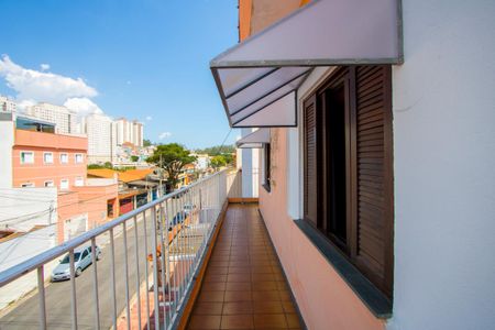 Casa à venda com 312m², 3 quartos e 4 vagas Casa à venda com 312m², 3 quartos e 4 vagasÁrea externa